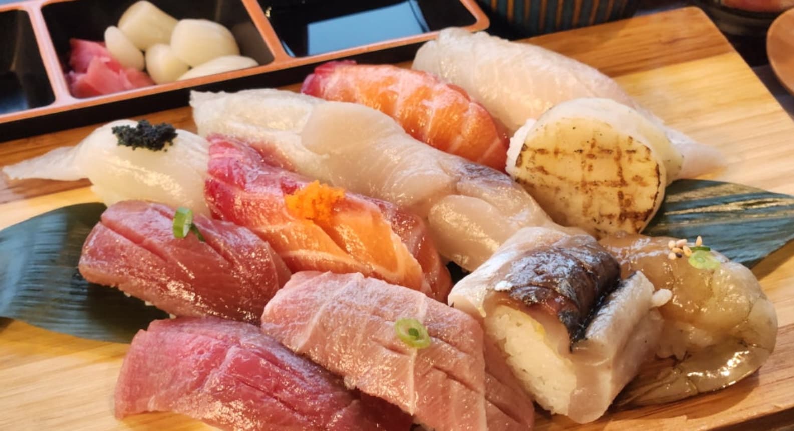 新鮮な海の幸を堪能できる!月情里の寿司屋「寿司工場」の魅力